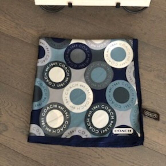 Vintage Coach 21" x 21" square scarf - Picture 1 of 3